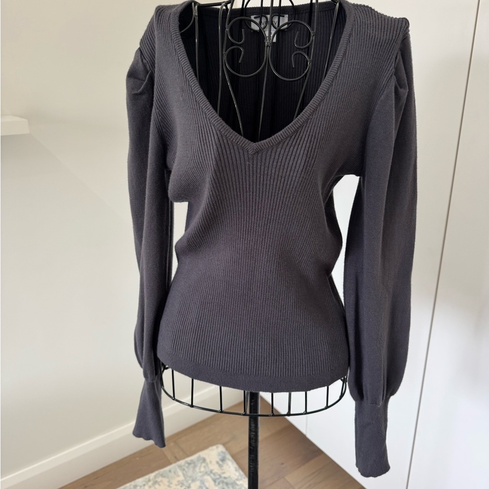 Evereve Dark Gray V-Neck Sweater